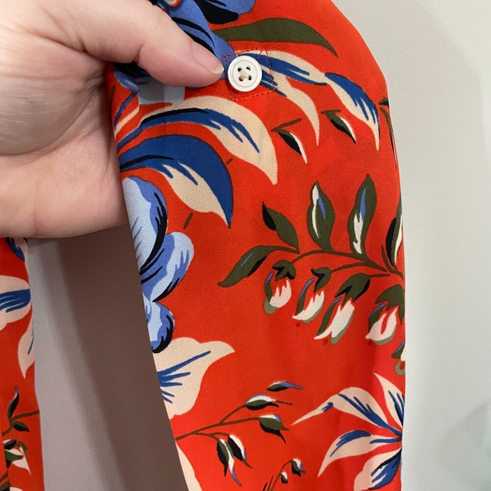 Ann Taylor LOFT Long Sleeve Floral Blouse Orange Blue flowers hawaiian look - Picture 6 of 10